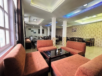 hotel eagle nest central heated