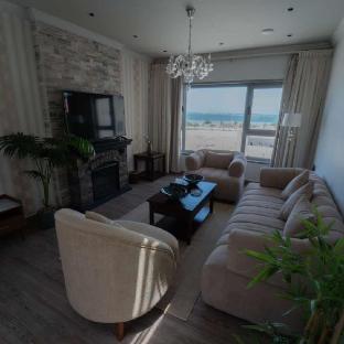 orient jewel for the serviced apartments