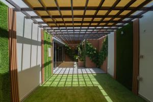 orient jewel for the serviced apartments