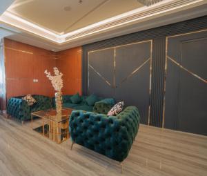 orient jewel for the serviced apartments