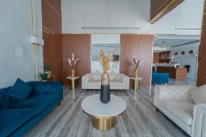 orient jewel for the serviced apartments