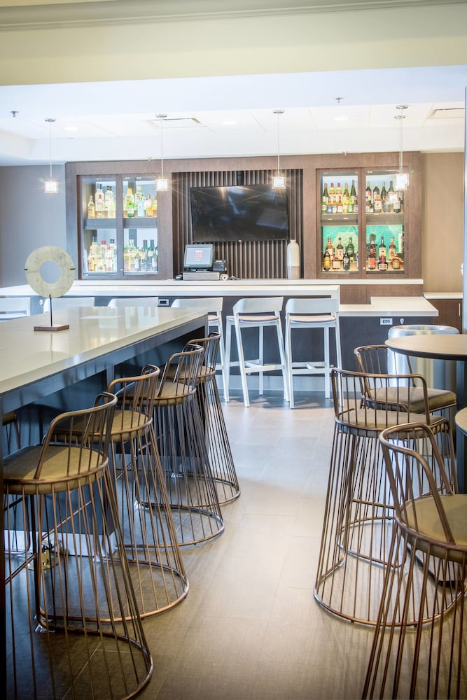 springhill suites by marriott miami airport south blue lagoon area