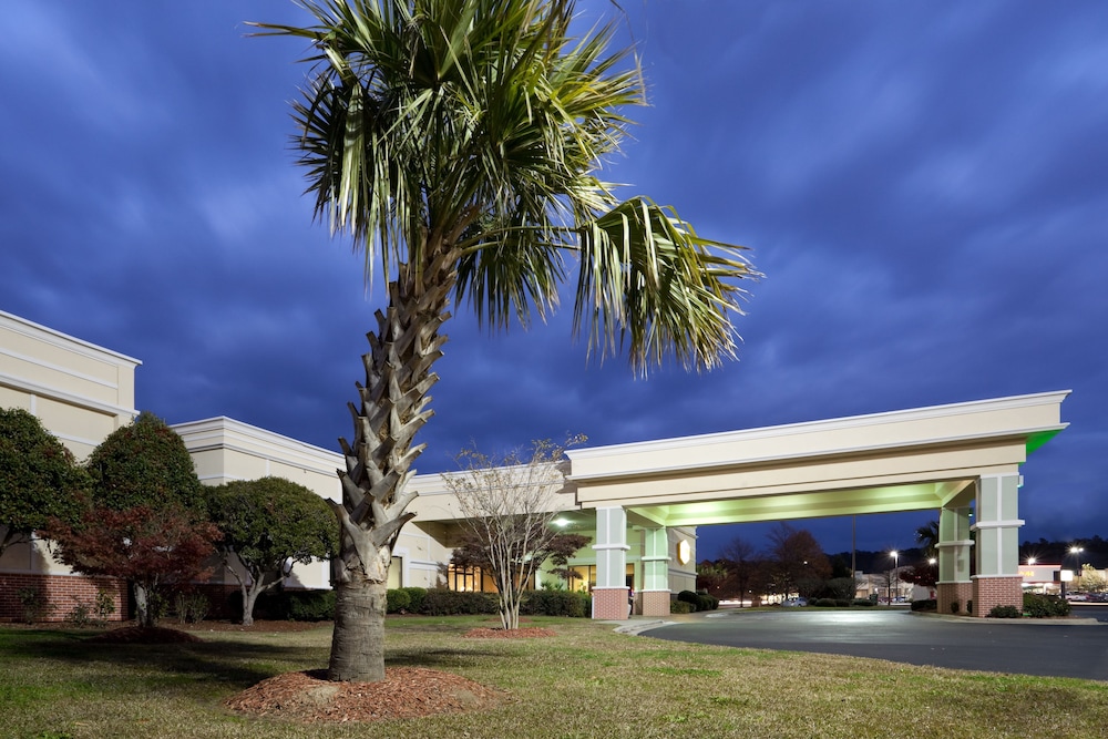 holiday inn lumberton by ihg