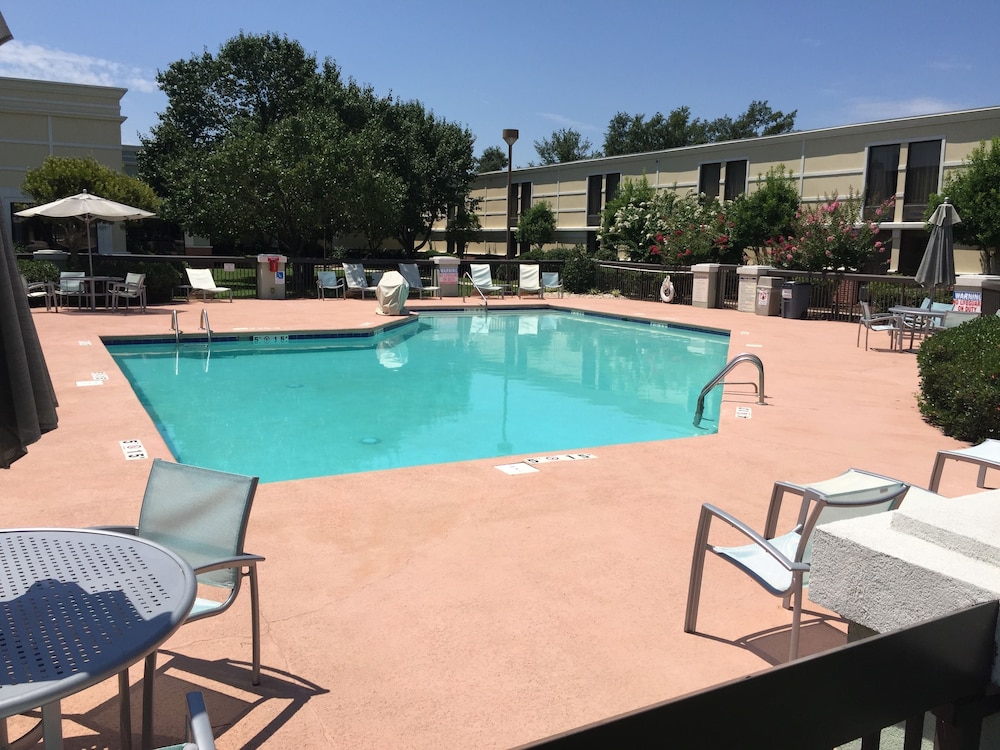 holiday inn lumberton by ihg