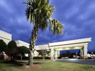 holiday inn lumberton by ihg