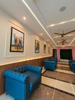 hotel atithi inn akluj