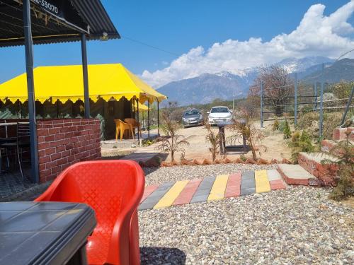 Tree Bones Camp,,4 star