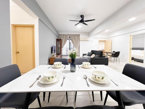 Fahrenheit 88 Bukit Bintang By Manhattan Group,,3 star
