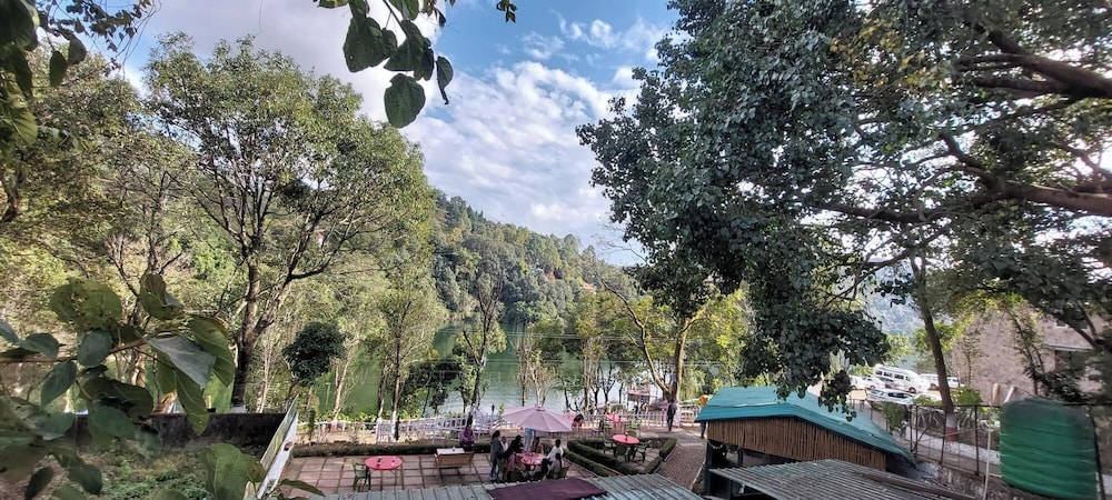 alinda house naukuchiatal by the ghaur