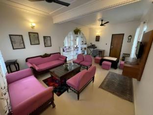 alinda house naukuchiatal by the ghaur