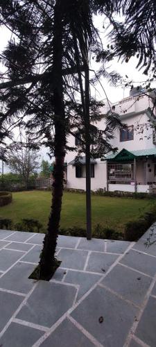 alinda house naukuchiatal by the ghaur