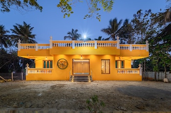 teak leaf gateway resort