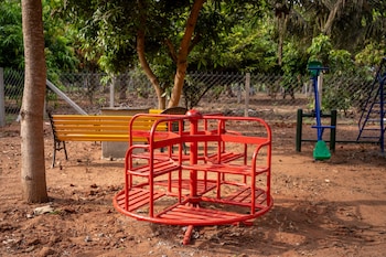 teak leaf gateway resort