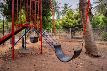 teak leaf gateway resort