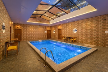 teak leaf gateway resort