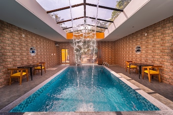 teak leaf gateway resort