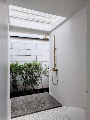 plubpla samut white villas