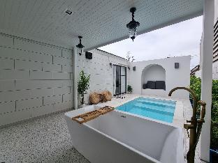 plubpla samut white villas