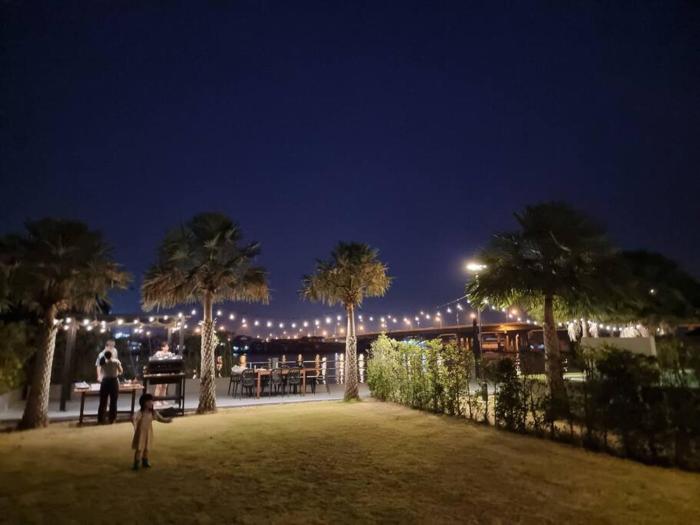 plubpla samut white villas