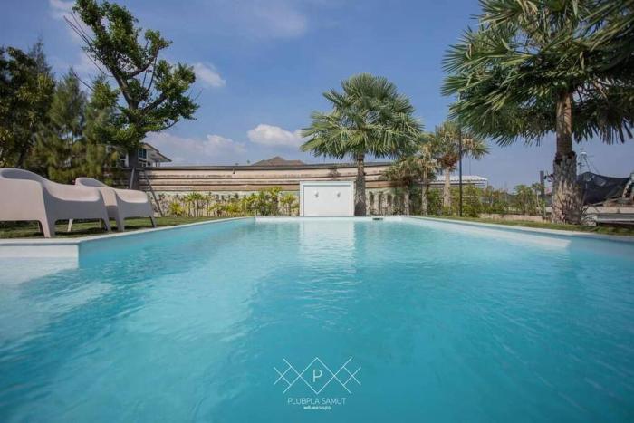 plubpla samut white villas