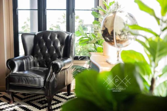 plubpla samut white villas