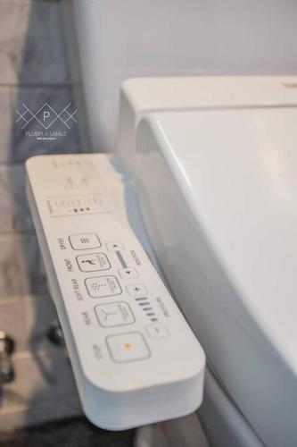 plubpla samut white villas