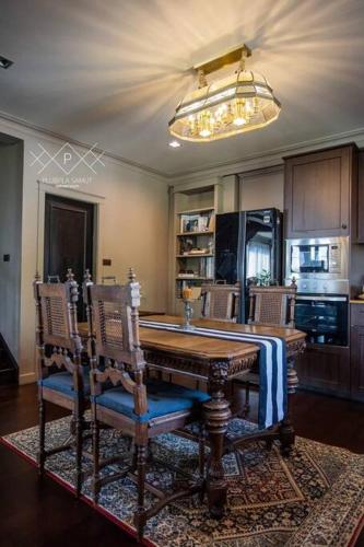 plubpla samut white villas