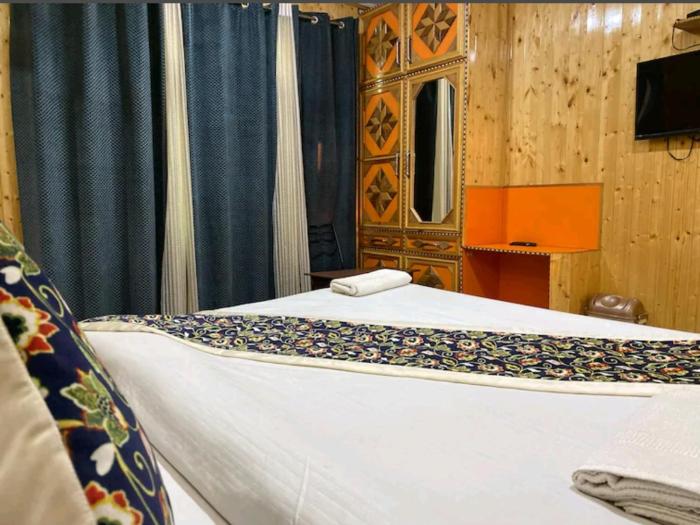 behtereen resort