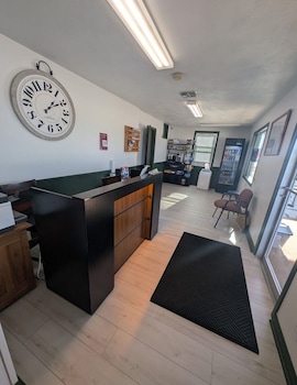 Auburn Inn Motel & Long Creek Rv Park,,2 star