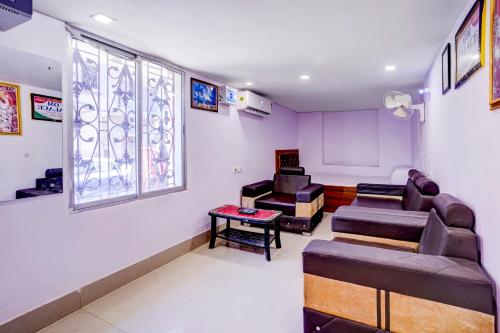 Hotel Om Palace & Banquet Hall,,3 star