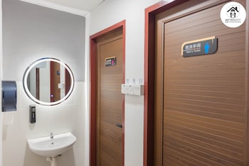metrocity backpackers