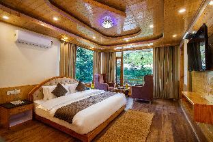 tripli hotels namaste manali