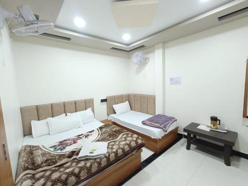 Hotel Shreem,,4 star