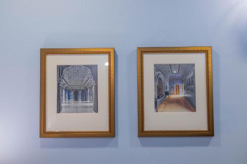 sheel mahal close to hawa mahal