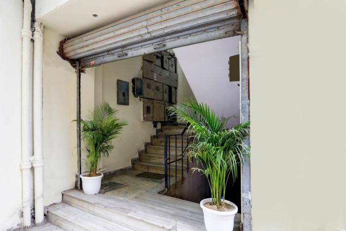 super hotel o malviya nagar inn