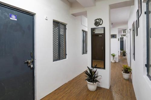 Super Hotel O Malviya Nagar Inn,,3 star