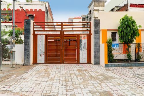 super hotel o shobhika inn