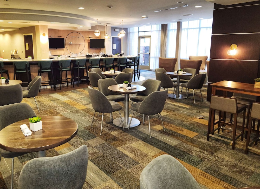 cambria hotel madison east
