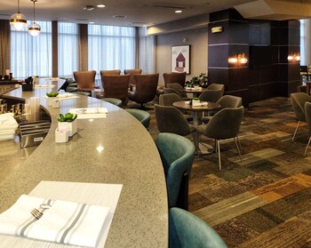 cambria hotel madison east
