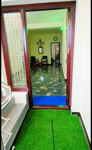 Arulmozhi Dream,,4 star