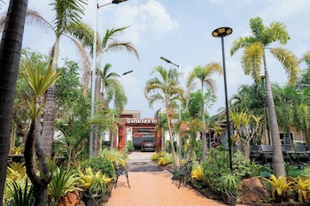 Buengngarm Resort,,3 star