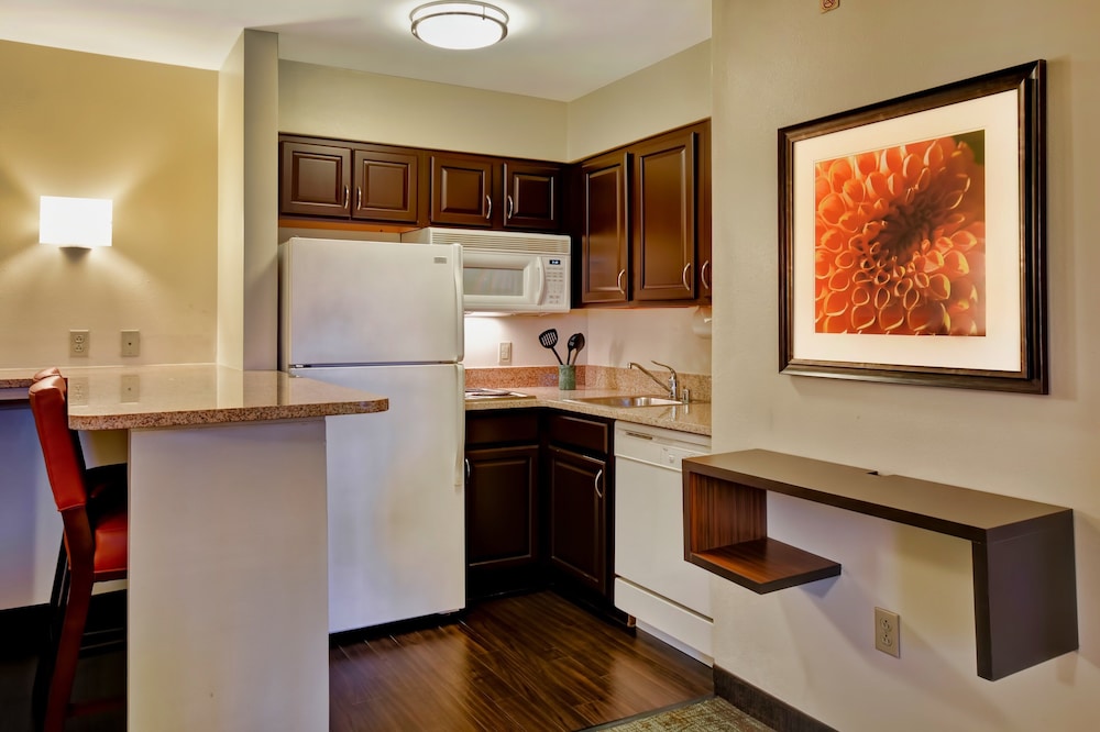 staybridge suites madison east by ihg