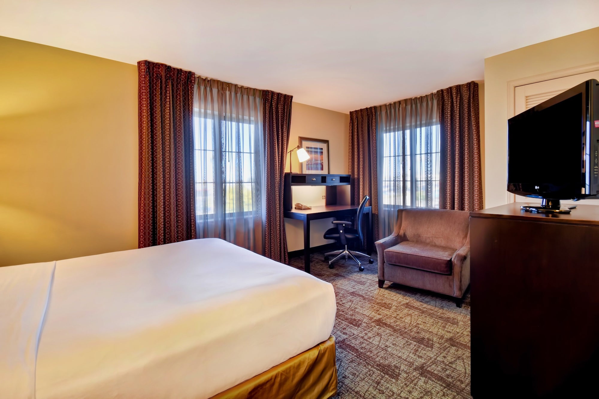 staybridge suites madison east by ihg