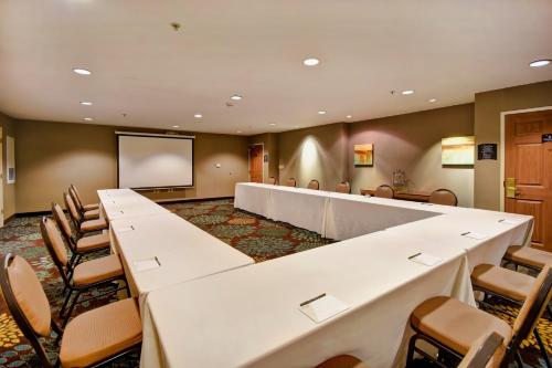 staybridge suites madison east by ihg