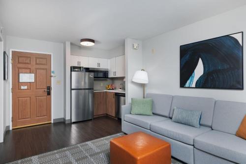 staybridge suites madison east by ihg