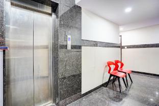 hotel o 82950 om sai residency