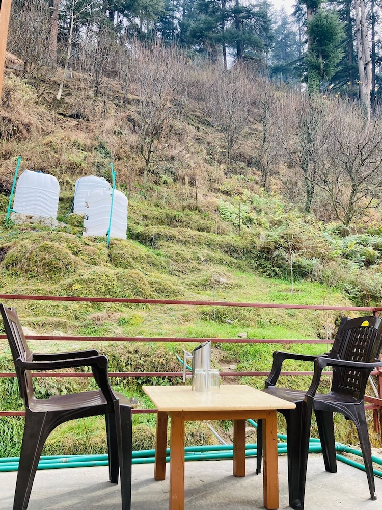 hotel snow crest residency