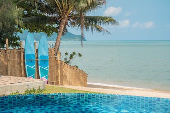 sea of love suite cafe pattaya