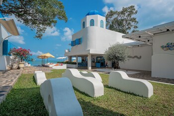 sea of love suite cafe pattaya
