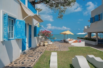 sea of love suite cafe pattaya